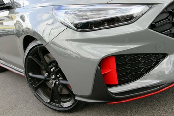 https://vehicle-cdn.autoleague.cloud/30350_620261955_2.jpg