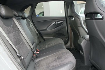 https://vehicle-cdn.autoleague.cloud/30350_620261955_7.jpg