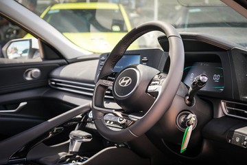 https://vehicle-cdn.autoleague.cloud/30350_620262630_13.jpg