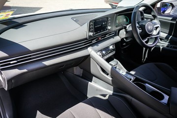 https://vehicle-cdn.autoleague.cloud/30350_620262630_21.jpg