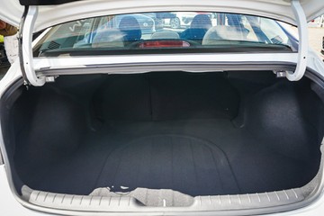 https://vehicle-cdn.autoleague.cloud/30350_620262630_8.jpg