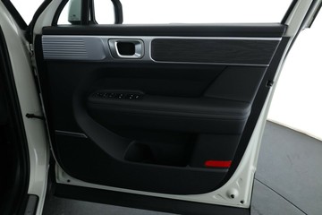 https://vehicle-cdn.autoleague.cloud/30350_620262979_18.jpg