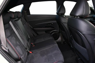 https://vehicle-cdn.autoleague.cloud/30350_620263085_8.jpg
