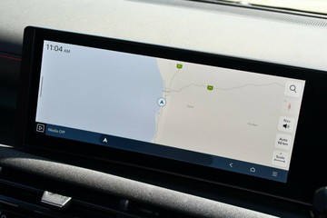 https://vehicle-cdn.autoleague.cloud/30350_620263104_12.jpg