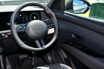 https://vehicle-cdn.autoleague.cloud/30350_620263104_7.jpg