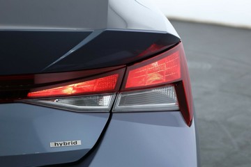 https://vehicle-cdn.autoleague.cloud/30350_620263347_15.jpg