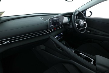 https://vehicle-cdn.autoleague.cloud/30350_620263347_32.jpg