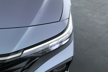 https://vehicle-cdn.autoleague.cloud/30350_620263347_9.jpg