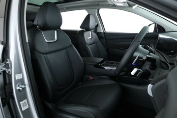 https://vehicle-cdn.autoleague.cloud/30350_620263675_20.jpg