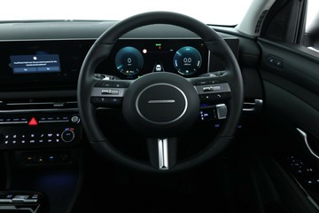 https://vehicle-cdn.autoleague.cloud/30350_620263675_22.jpg