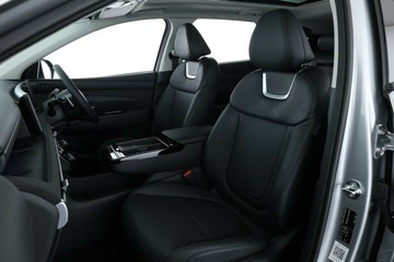 https://vehicle-cdn.autoleague.cloud/30350_620263675_33.jpg