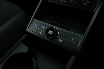 https://vehicle-cdn.autoleague.cloud/30350_620263785_16.jpg