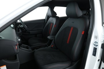 https://vehicle-cdn.autoleague.cloud/30350_620263785_21.jpg