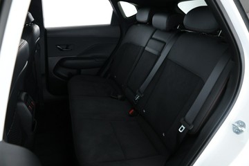 https://vehicle-cdn.autoleague.cloud/30350_620263785_23.jpg