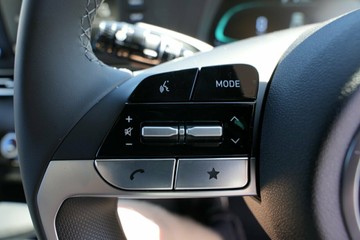 https://vehicle-cdn.autoleague.cloud/30350_620263860_11.jpg