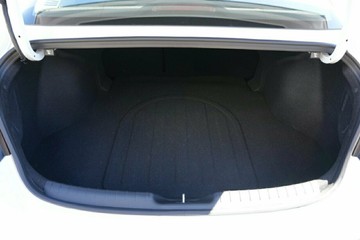 https://vehicle-cdn.autoleague.cloud/30350_620263861_16.jpg