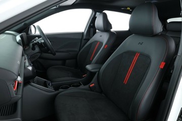 https://vehicle-cdn.autoleague.cloud/30350_620264083_26.jpg