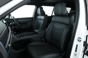 https://vehicle-cdn.autoleague.cloud/30350_620264206_34.jpg
