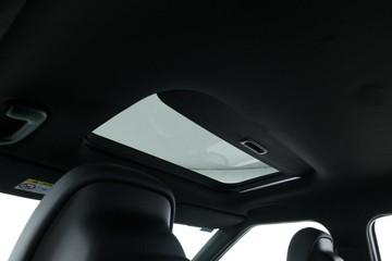 https://vehicle-cdn.autoleague.cloud/30350_620264206_37.jpg