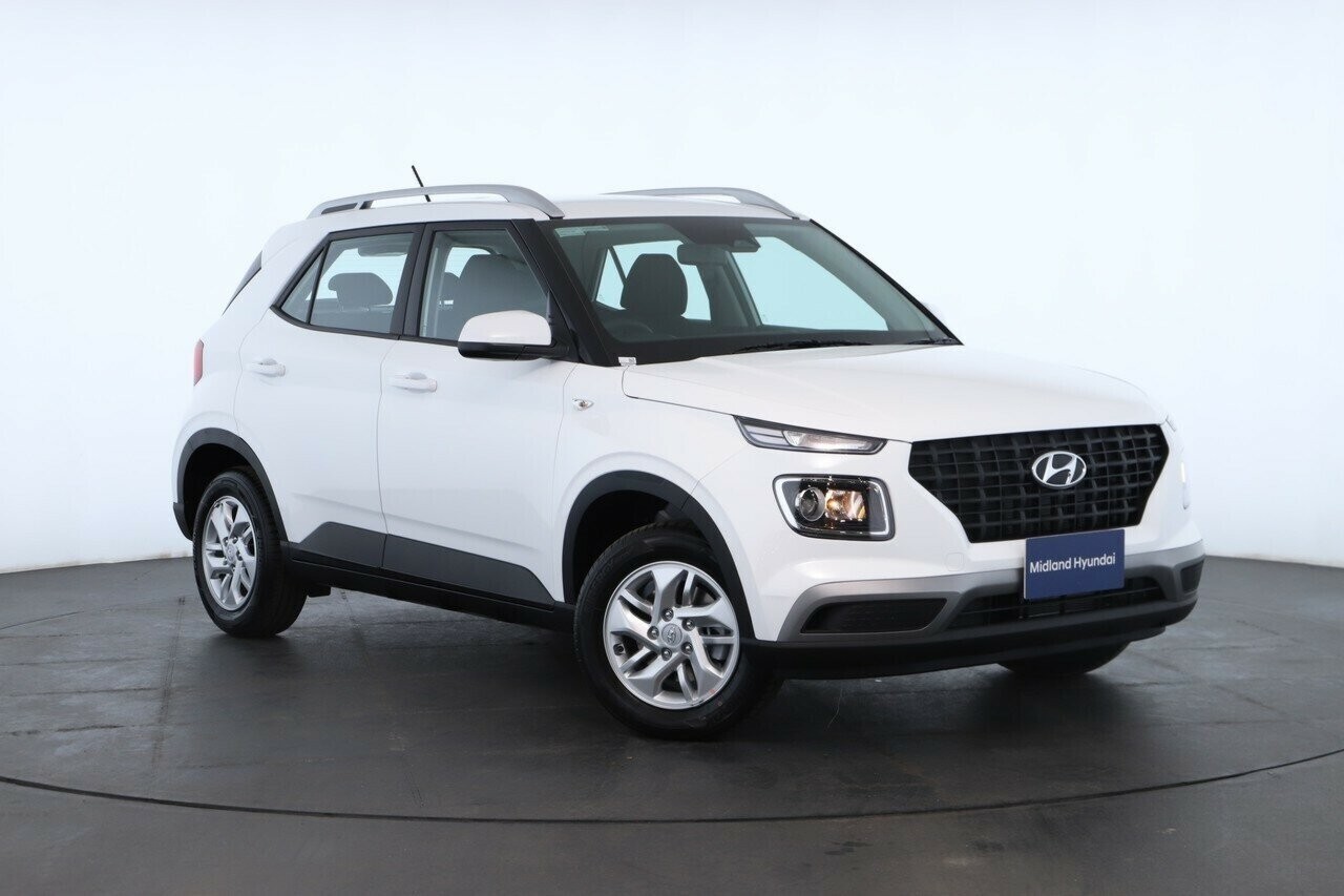 Hyundai Venue image 1