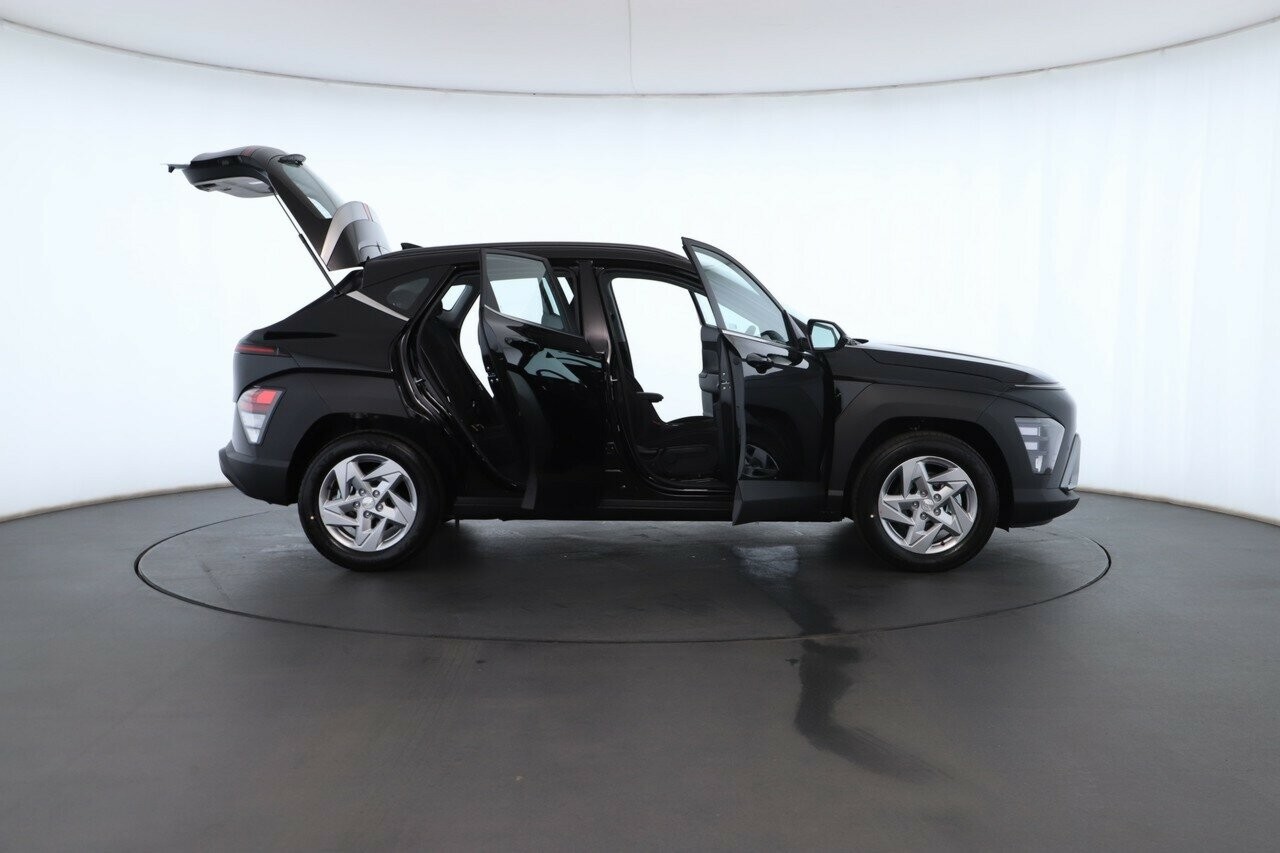 Hyundai Kona image 2