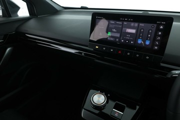 https://vehicle-cdn.autoleague.cloud/30351_1022857_15.jpg