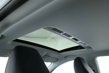 https://vehicle-cdn.autoleague.cloud/30351_1078998_33.jpg