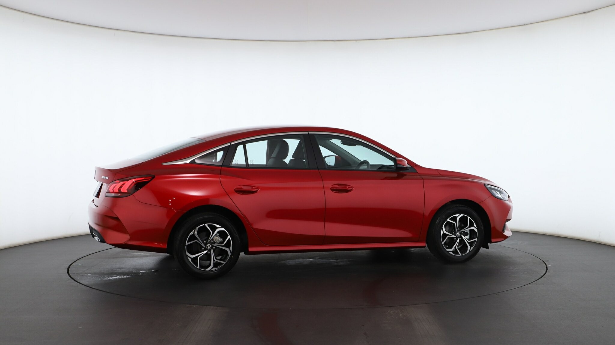 MG Mg5 image 4