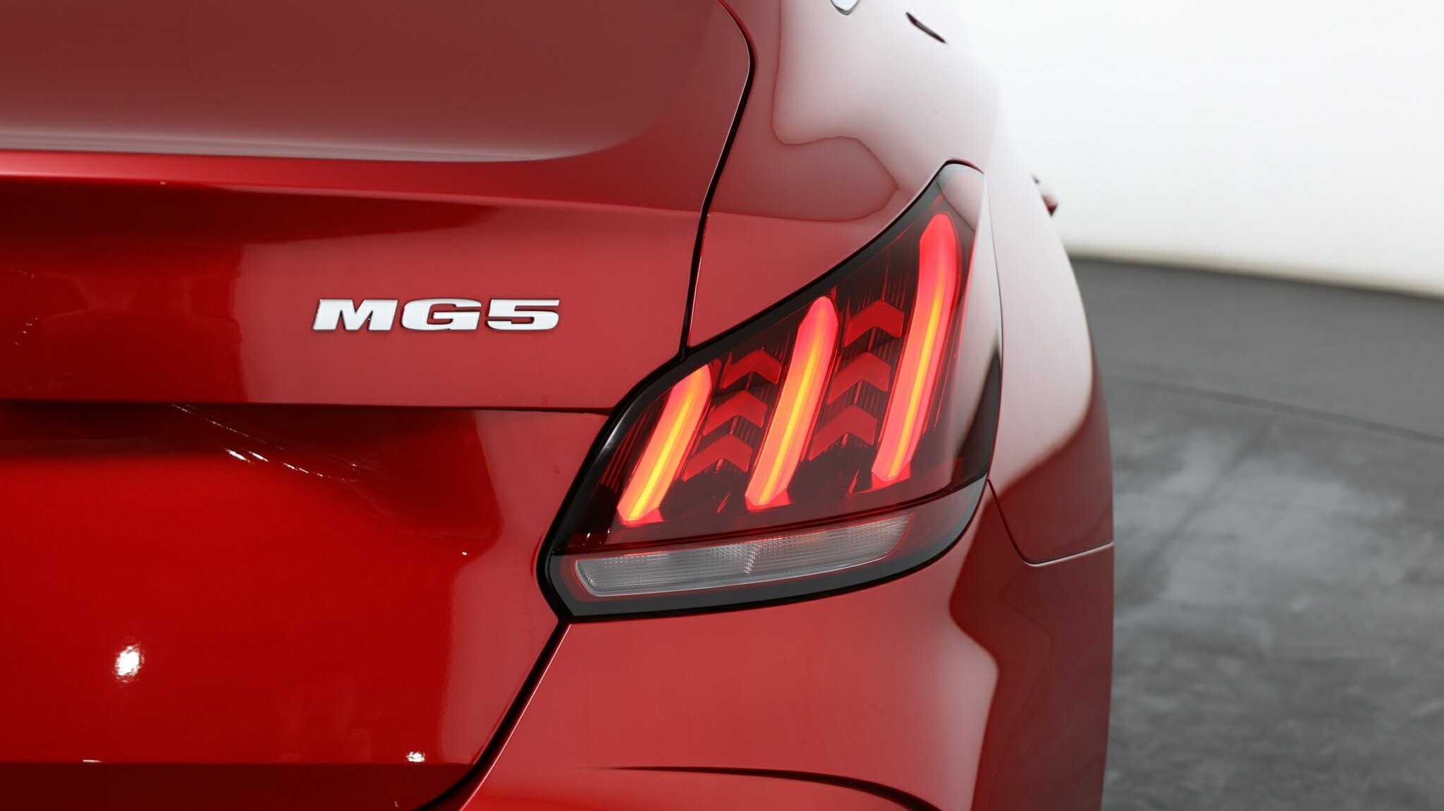 MG Mg5 image 4