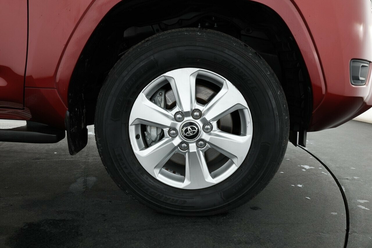 Toyota Landcruiser image 3