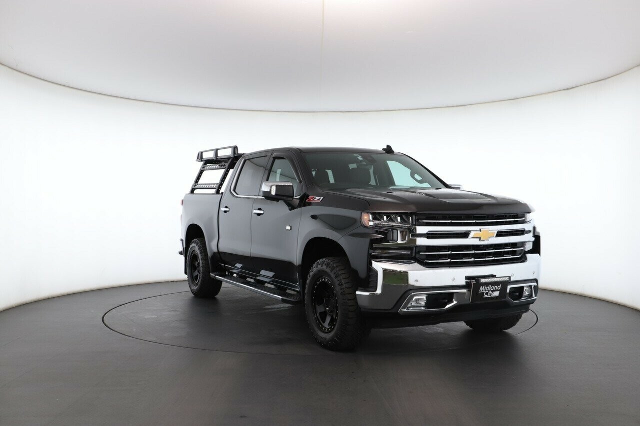 Chevrolet Silverado image 4