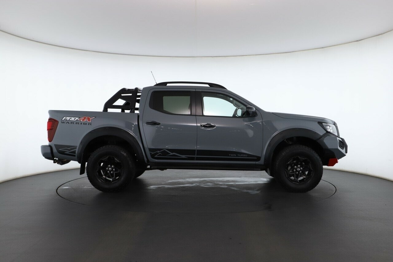 Nissan Navara image 2