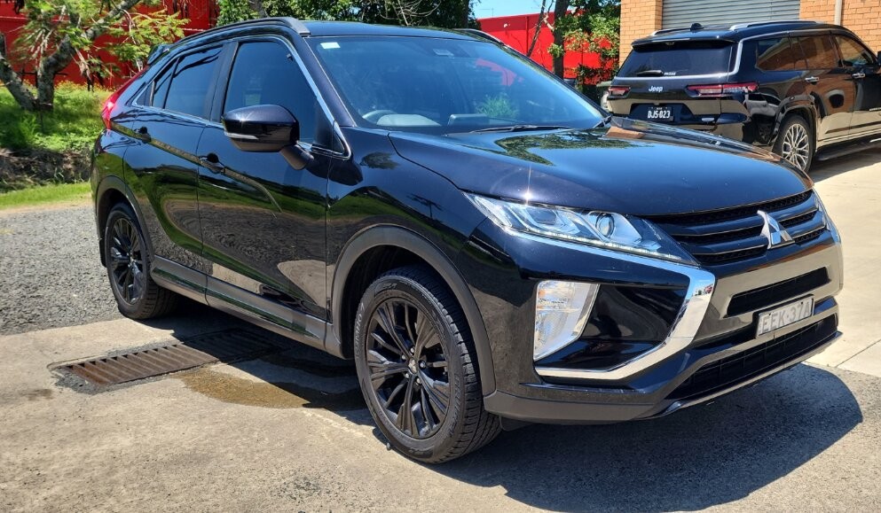 Mitsubishi Eclipse Cross image 1