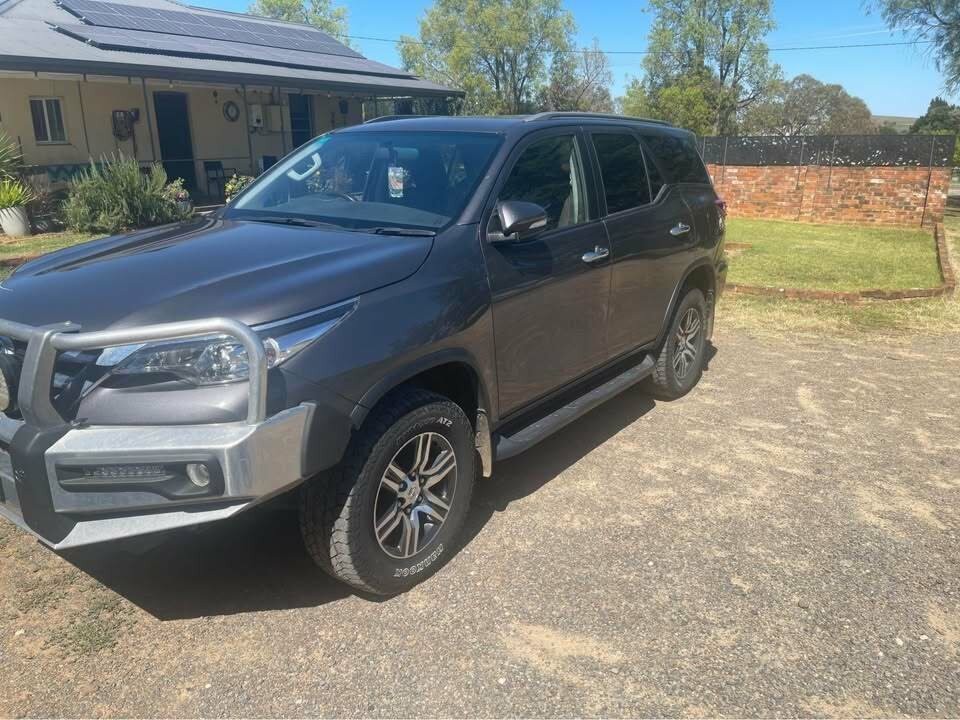 Toyota Fortuner image 1