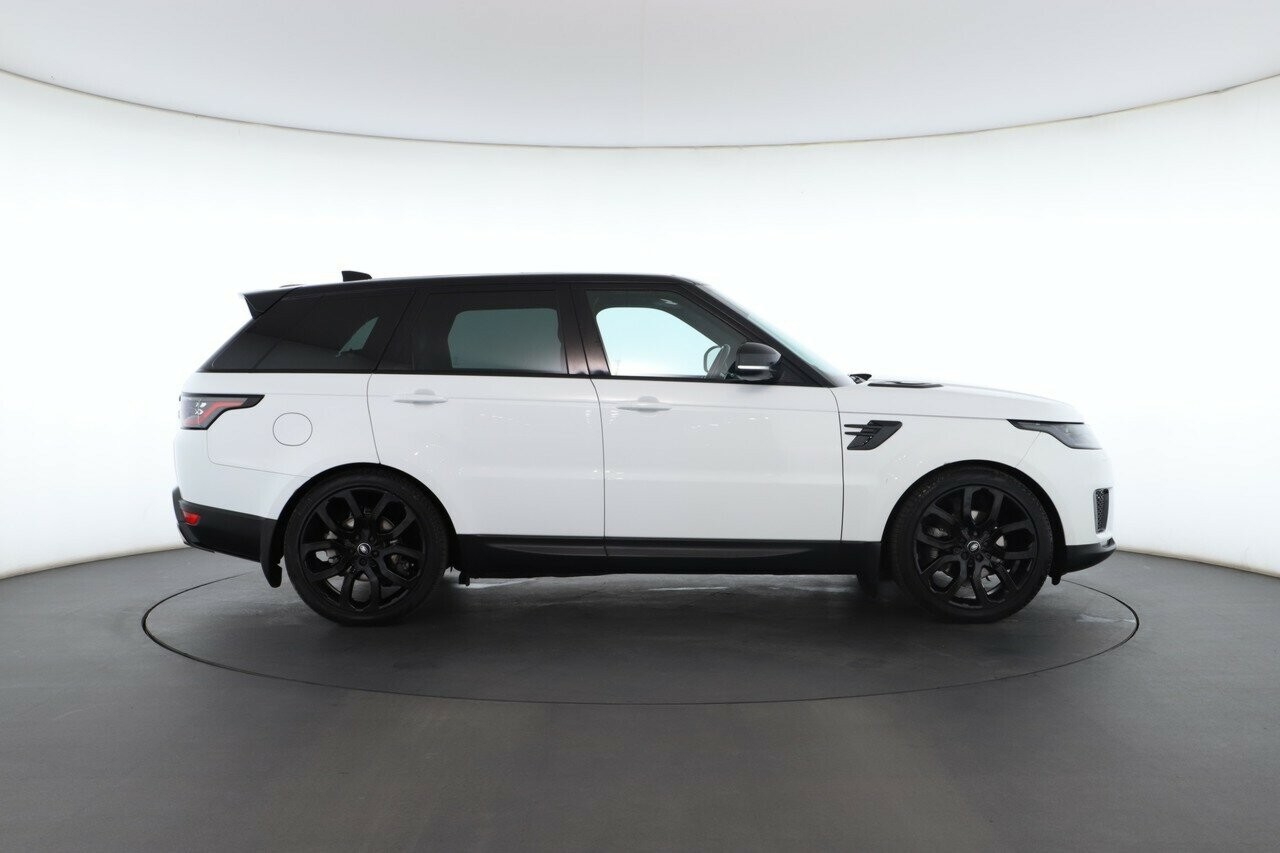 Land Rover Range Rover Sport image 2