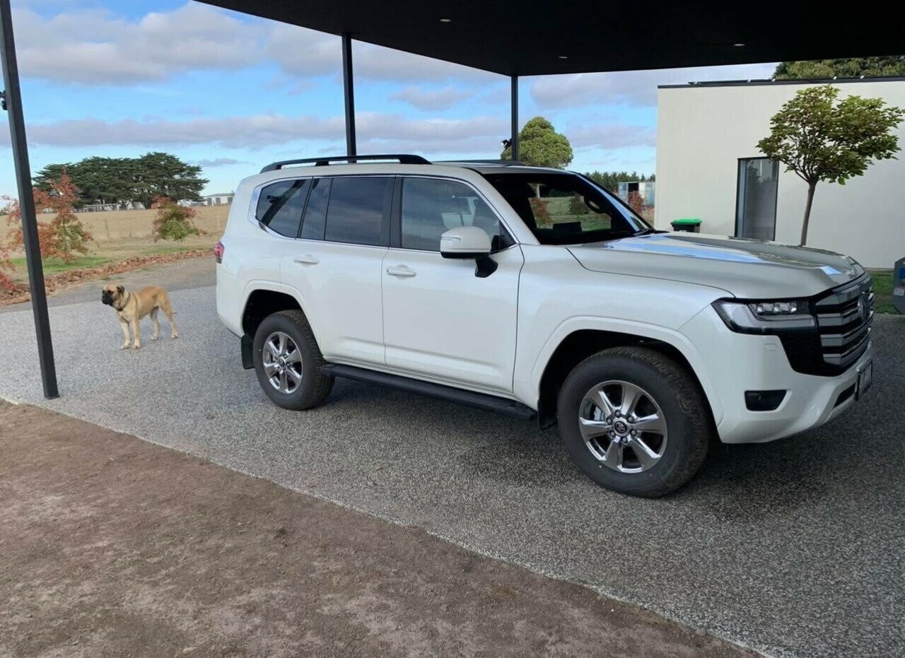 Toyota Landcruiser image 3