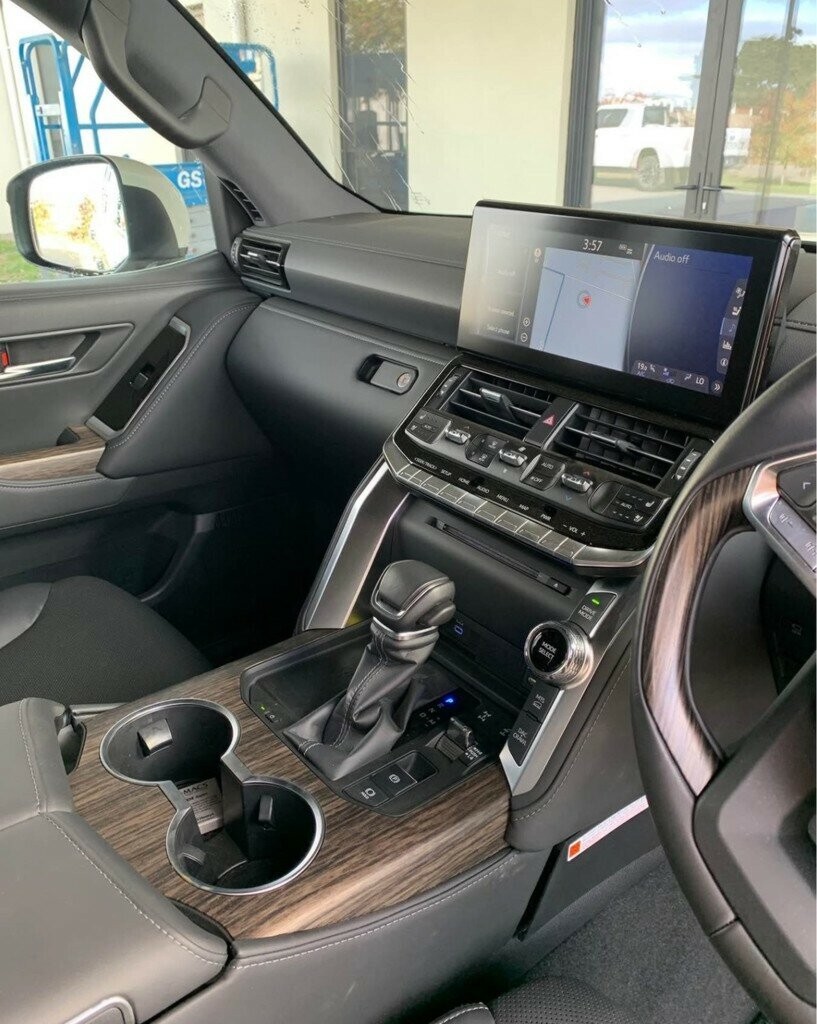 Toyota Landcruiser image 4