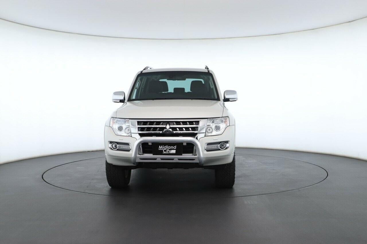 Mitsubishi Pajero image 4