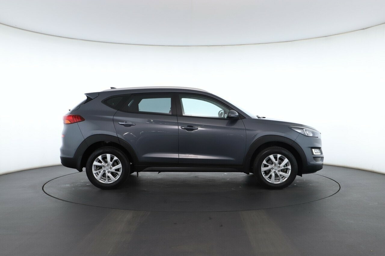 Hyundai Tucson image 2
