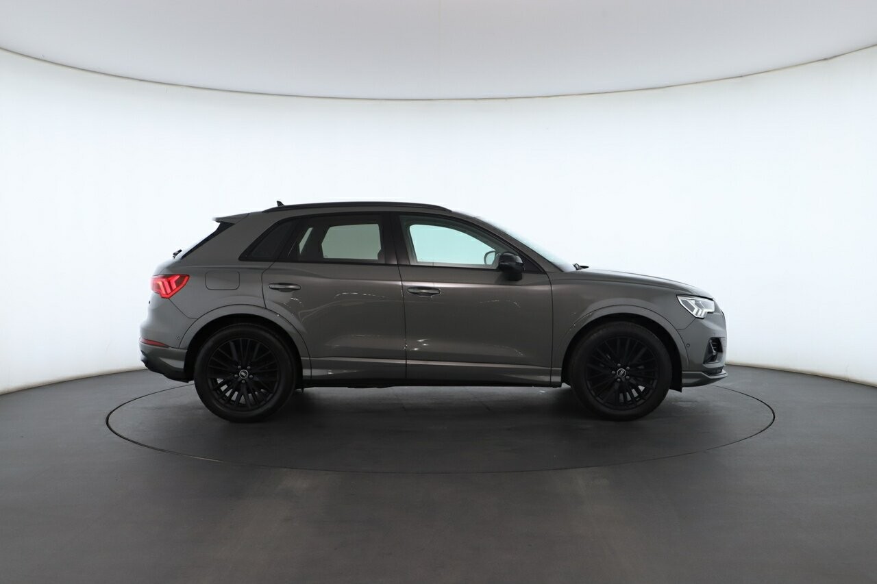 Audi Q3 image 2