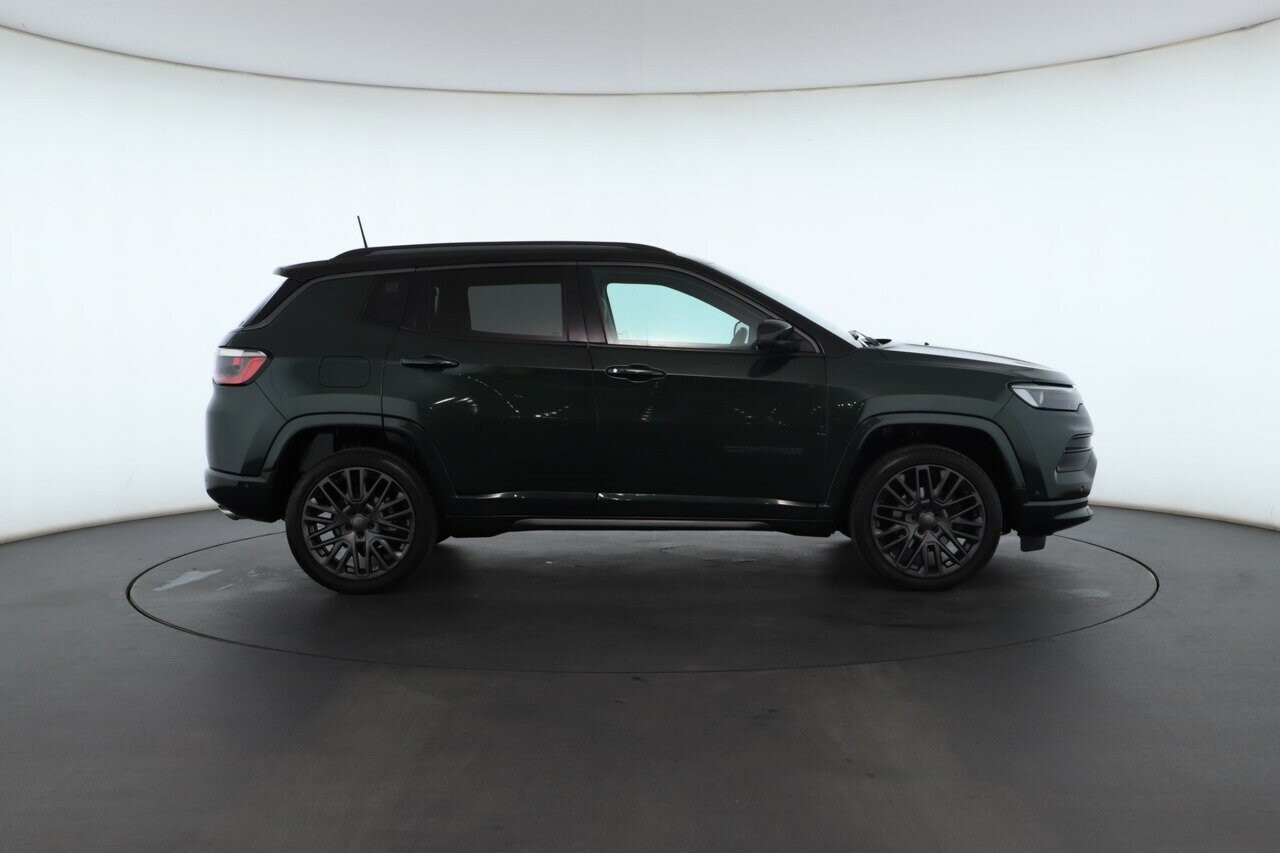 Jeep Compass image 2