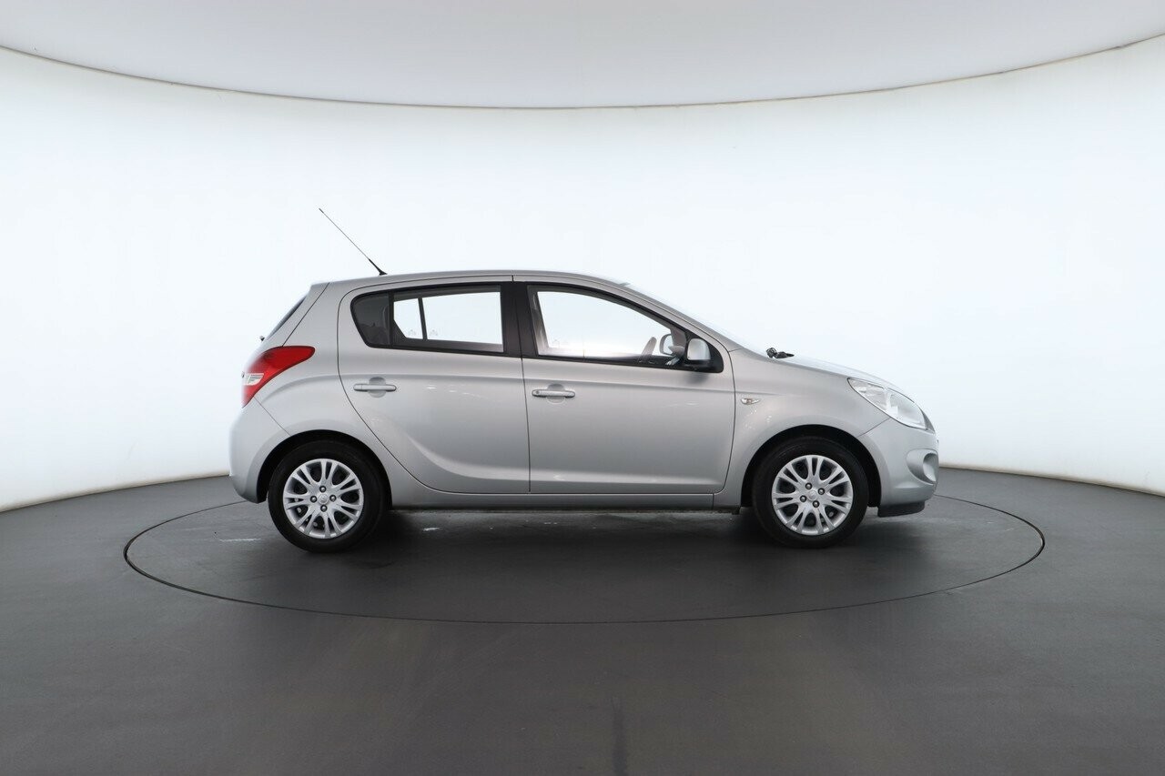 Hyundai I20 image 2
