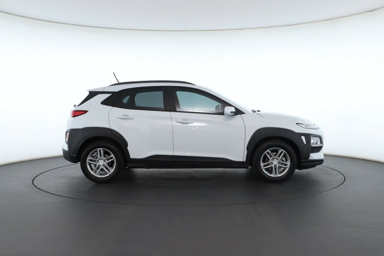 Hyundai Kona image 2
