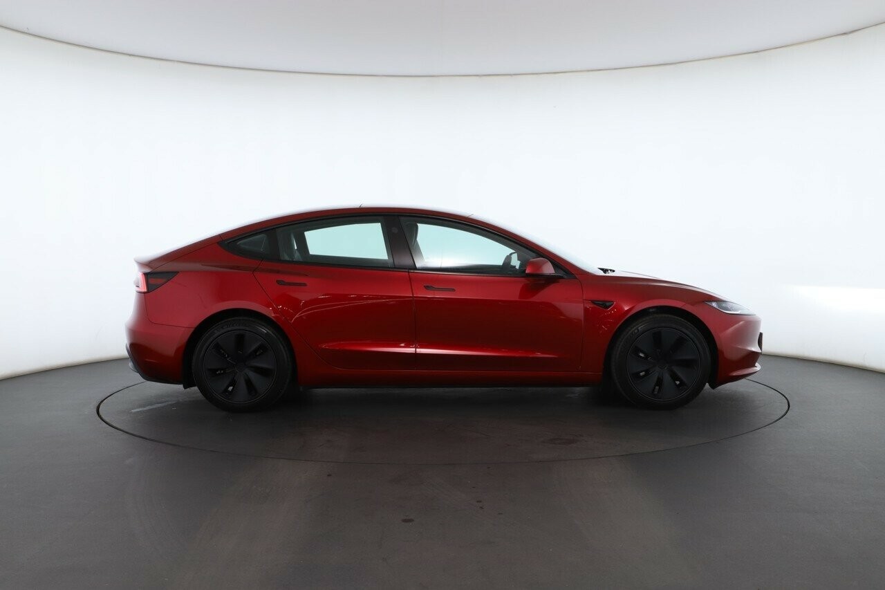 Tesla Model 3 image 2