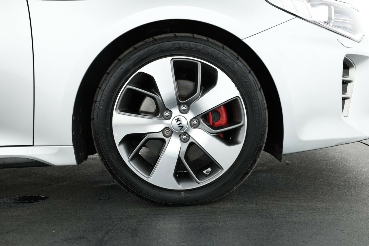 Kia Optima image 3
