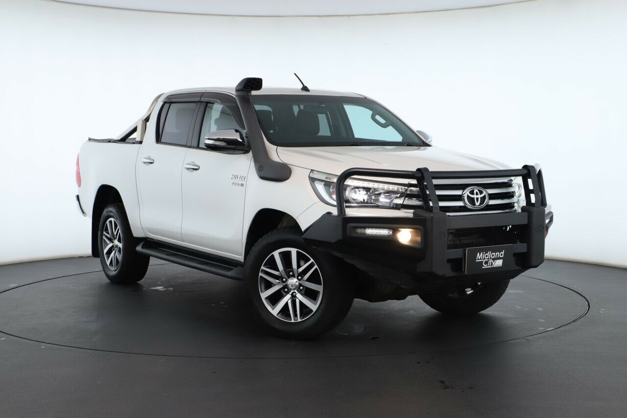 Toyota Hilux image 1