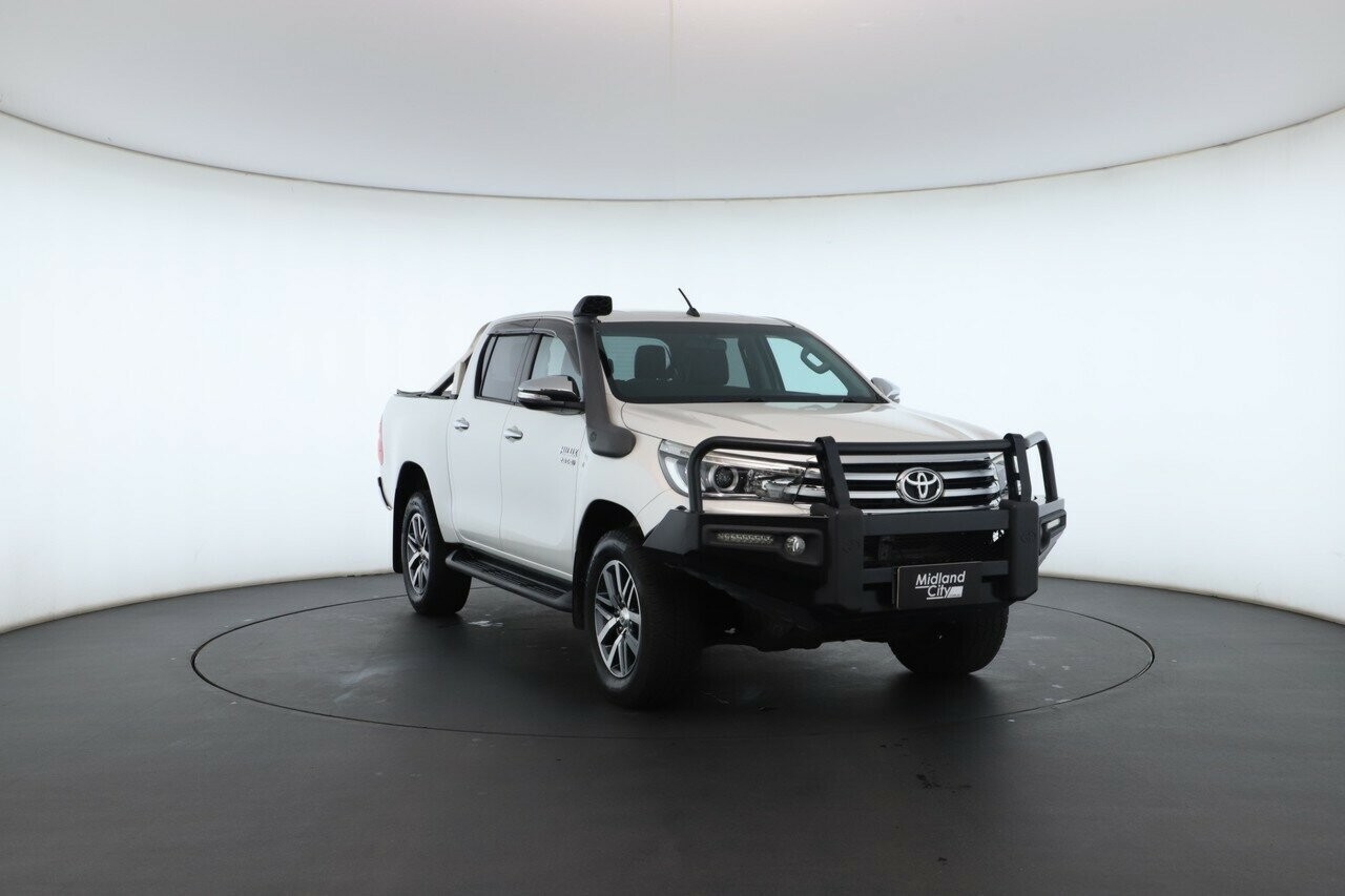 Toyota Hilux image 3