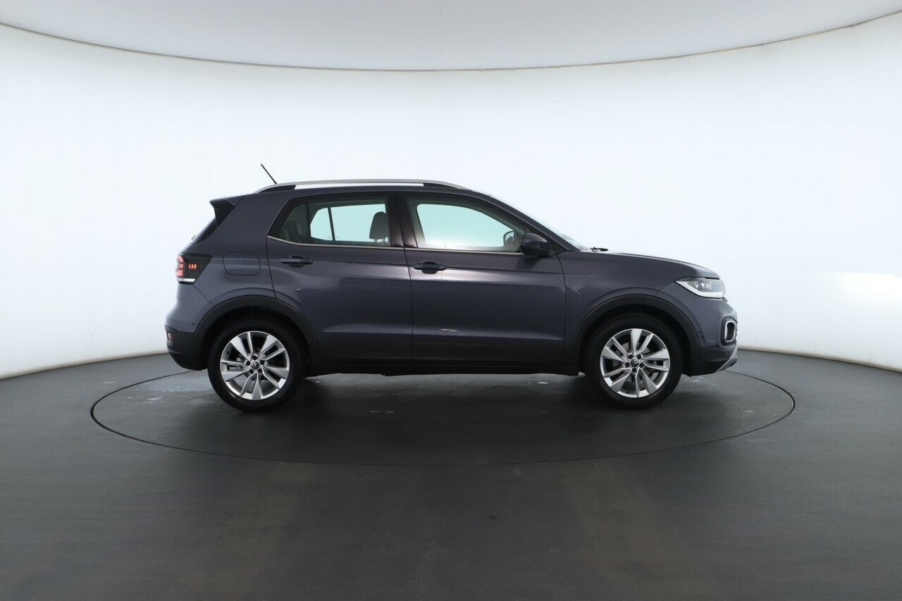 Volkswagen T-cross image 2