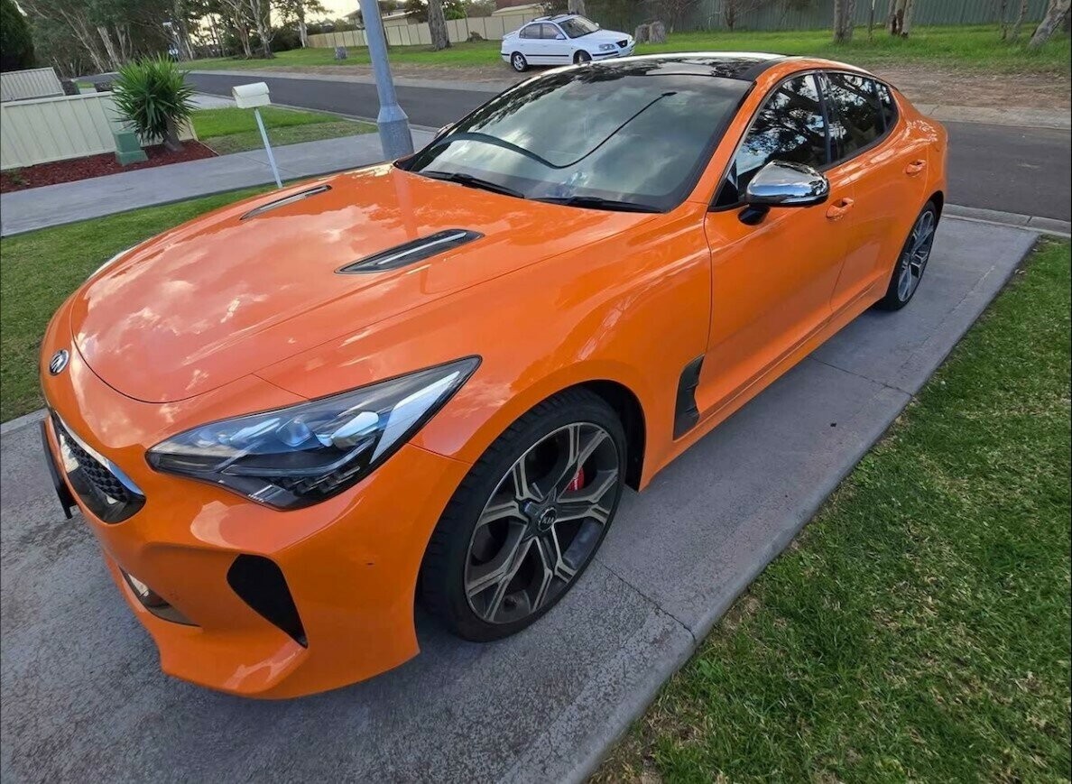 Kia Stinger image 2