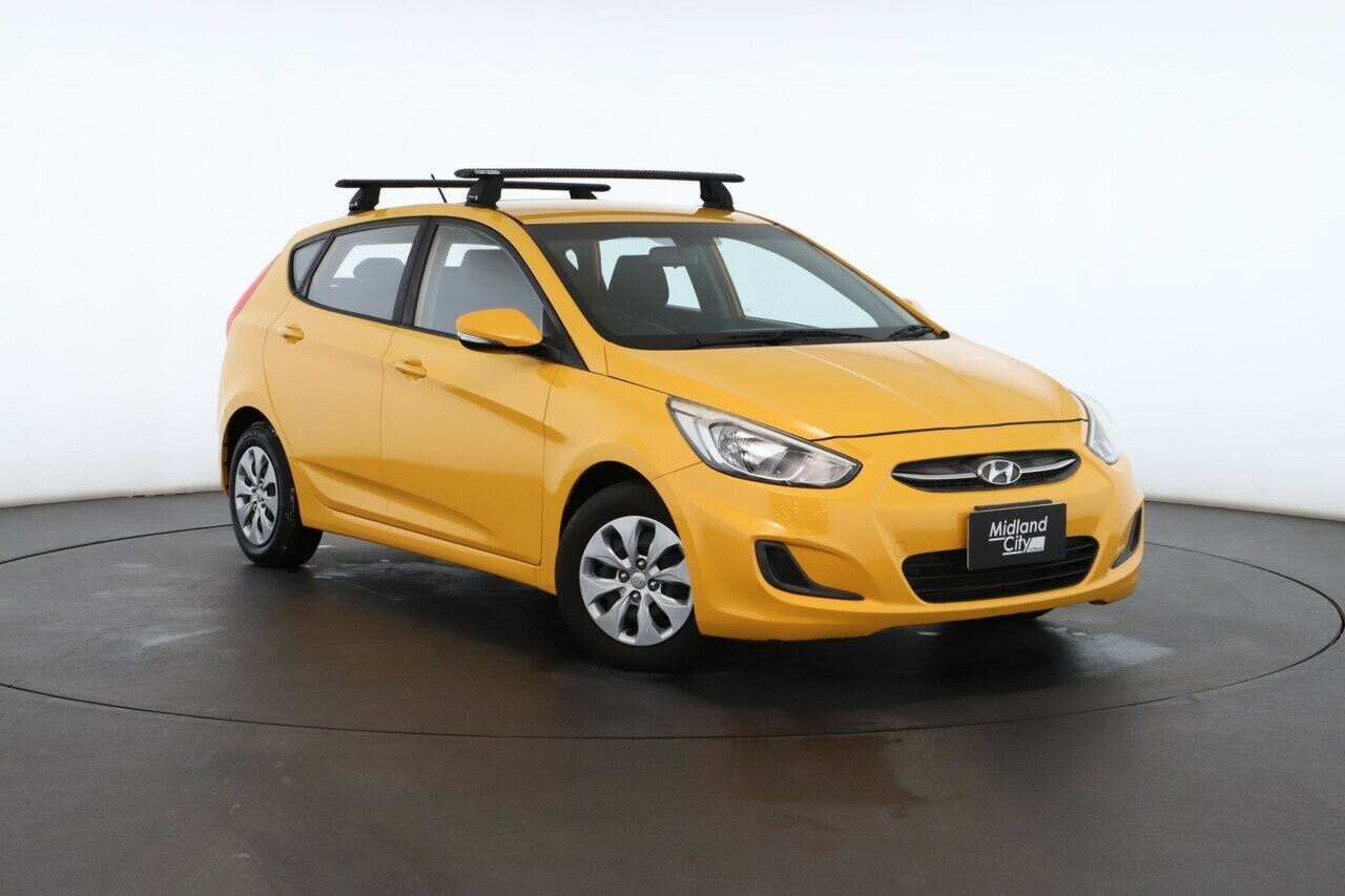 Hyundai Accent image 1